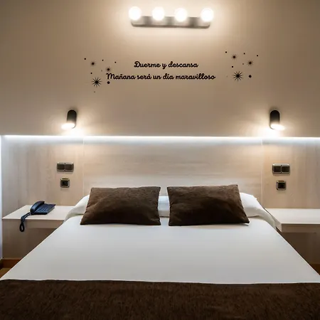 Salamanca Hotel 3*